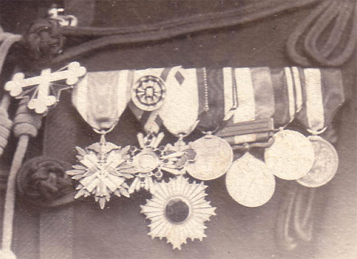 Japon_CAB_Kurada_Medals.jpg